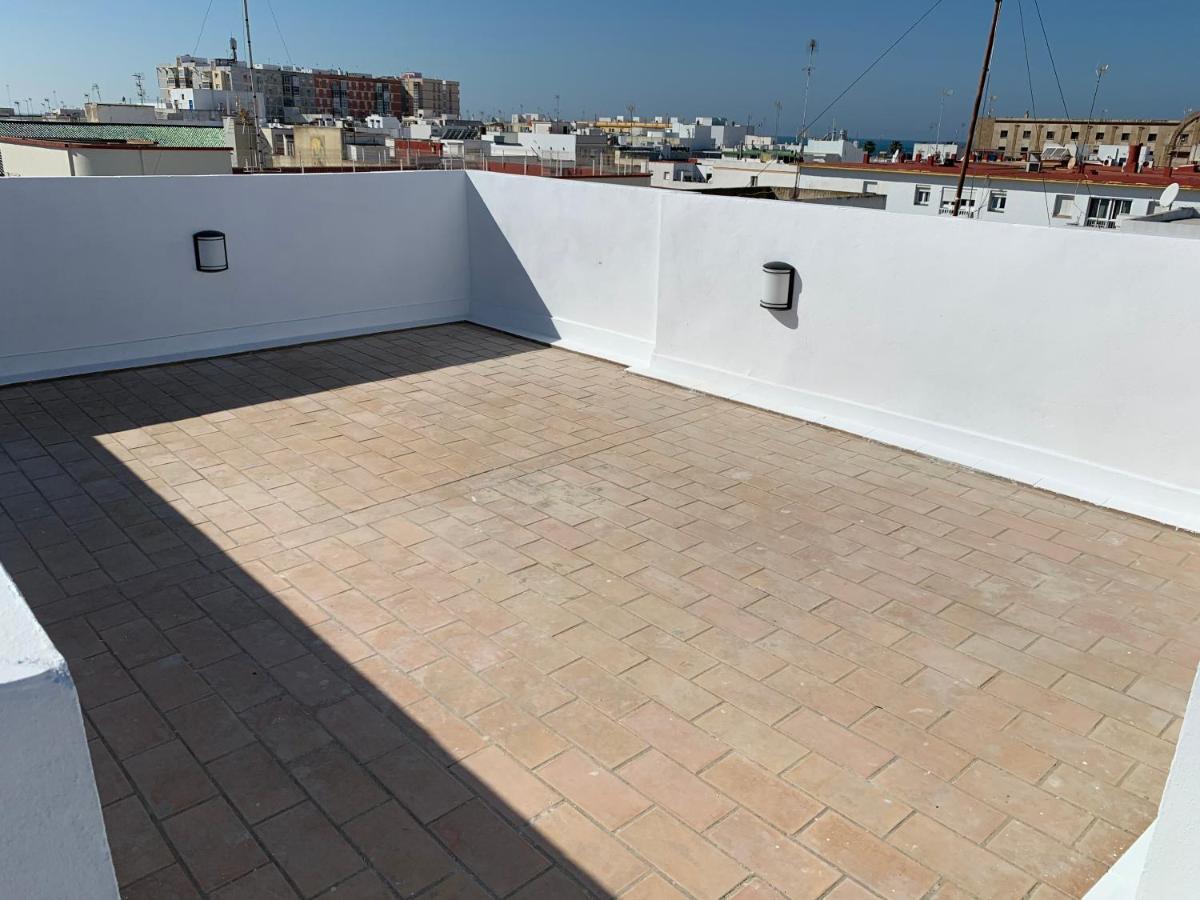 Atico Terraza Cadiz Centro Ascensor Playa De La Caleta Apartamento Exterior foto